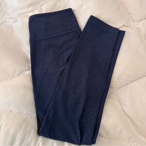Outdoor Voices TechSweat Move Free Legging size small dark blue and black
